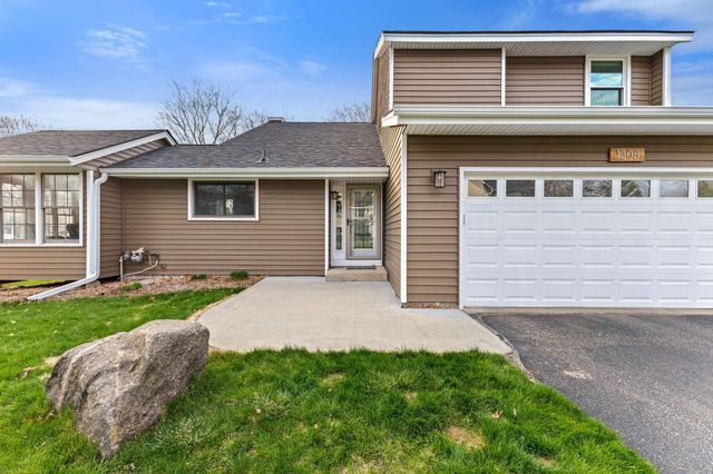 1308 Rushmore Drive, Burnsville, MN 55306