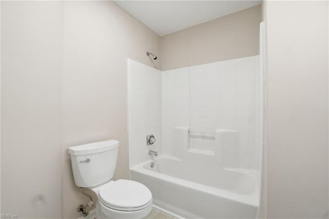 1844 Chestwood DR, Virginia Beach, VA 23453