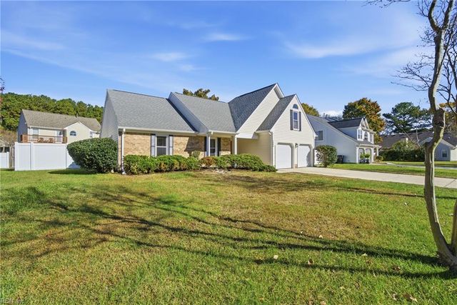 1844 Chestwood DR, Virginia Beach, VA 23453