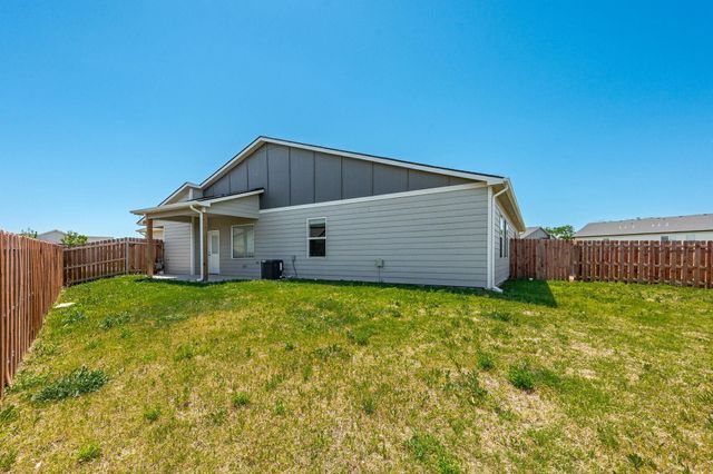 5794 E Bristol, Wichita, KS 67220
