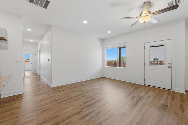 5794 E Bristol, Wichita, KS 67220