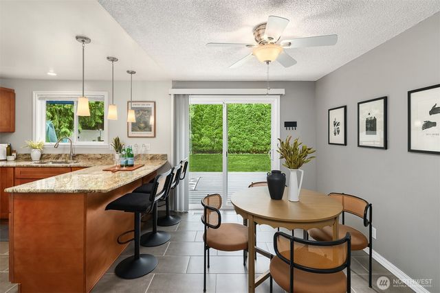 12923 NE 144th NE Place, Kirkland, WA 98034