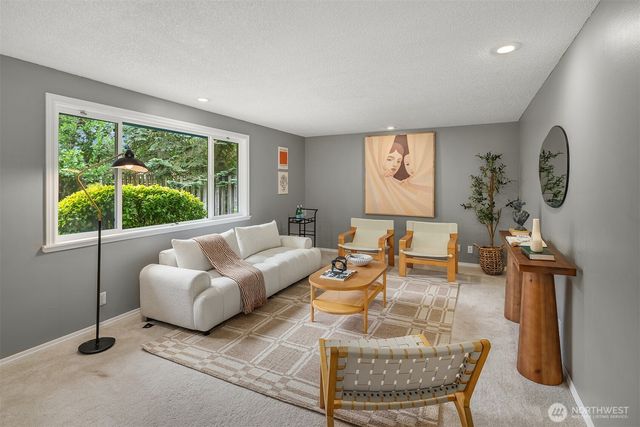 12923 NE 144th NE Place, Kirkland, WA 98034