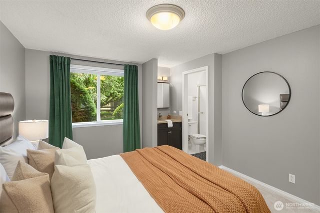 12923 NE 144th NE Place, Kirkland, WA 98034