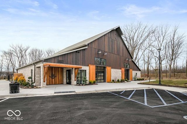 15978 Vitalize Run, Fishers, IN 46040
