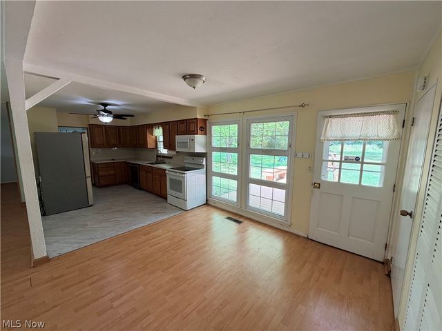 11941 Hawthorne Drive, Northfield, OH 44067
