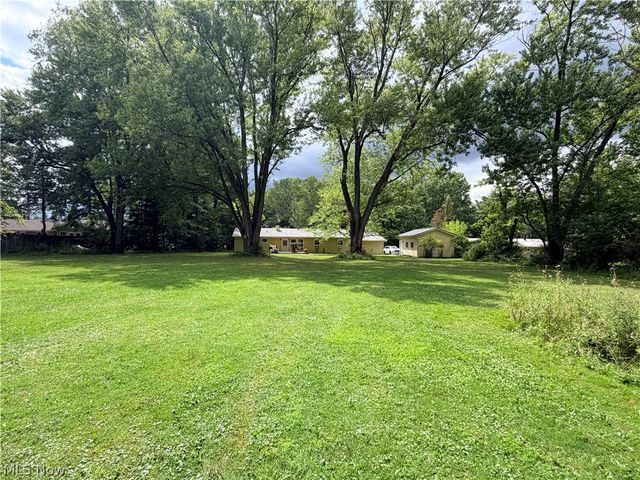 11941 Hawthorne Drive, Northfield, OH 44067