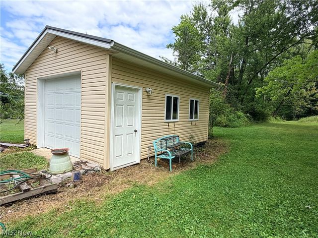 11941 Hawthorne Drive, Northfield, OH 44067