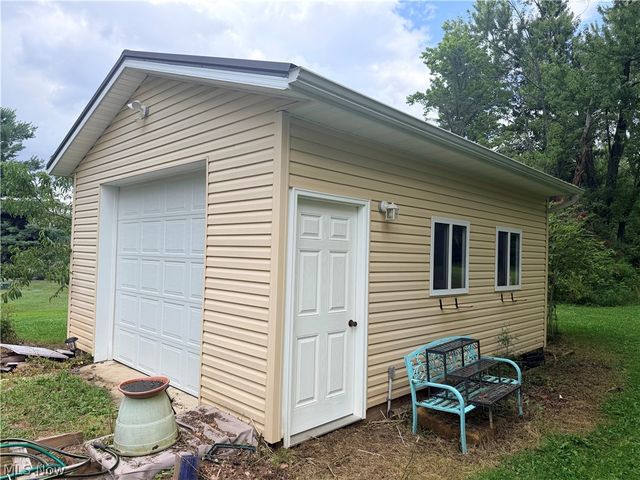 11941 Hawthorne Drive, Northfield, OH 44067