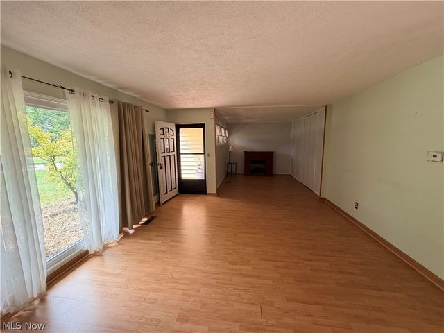 11941 Hawthorne Drive, Northfield, OH 44067
