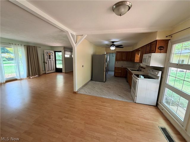 11941 Hawthorne Drive, Northfield, OH 44067