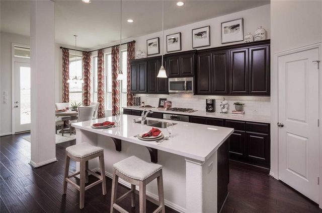 7831 Lago River Lane, Richmond, TX 77407