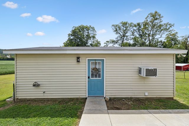 5362 Hillsboro Viola Rd, Manchester, TN 37355