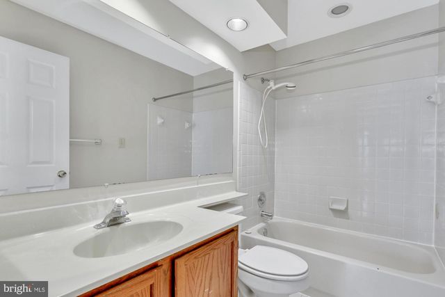 4207 DEVONWOOD WAY, Woodbridge, VA 22192