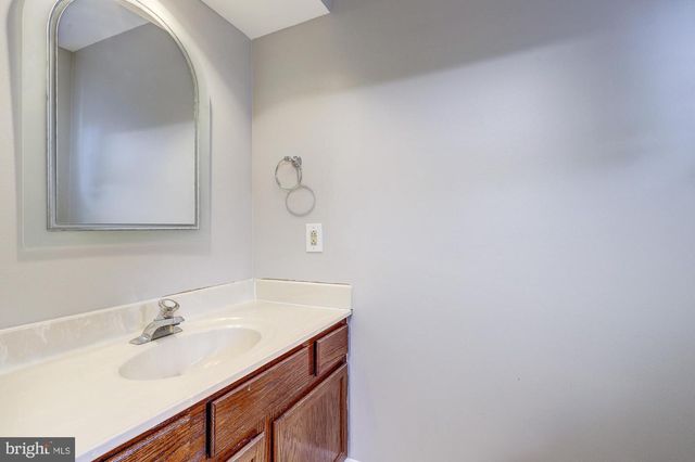 4207 DEVONWOOD WAY, Woodbridge, VA 22192