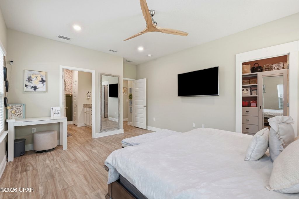 Image 15 of property listing at 362 Emerald Cove Street, Panama City Beach, FL 32407