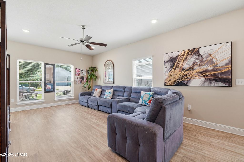 Image 7 of property listing at 362 Emerald Cove Street, Panama City Beach, FL 32407