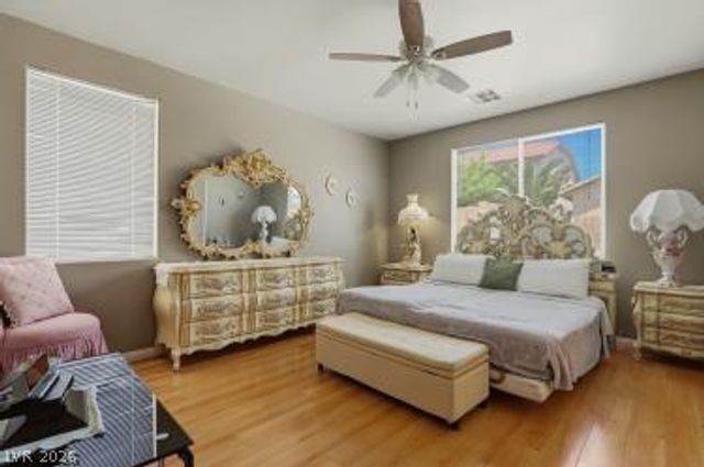 8472 Indigo Harbor Avenue, Las Vegas, NV 89117