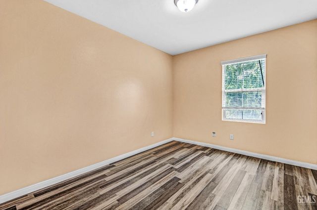 1808 Delacorte Dr, Bakersfield, CA 93311