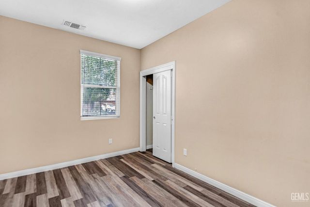 1808 Delacorte Dr, Bakersfield, CA 93311