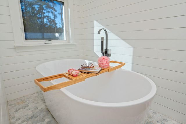 3120 Pinot Way, Crestview, FL 32536