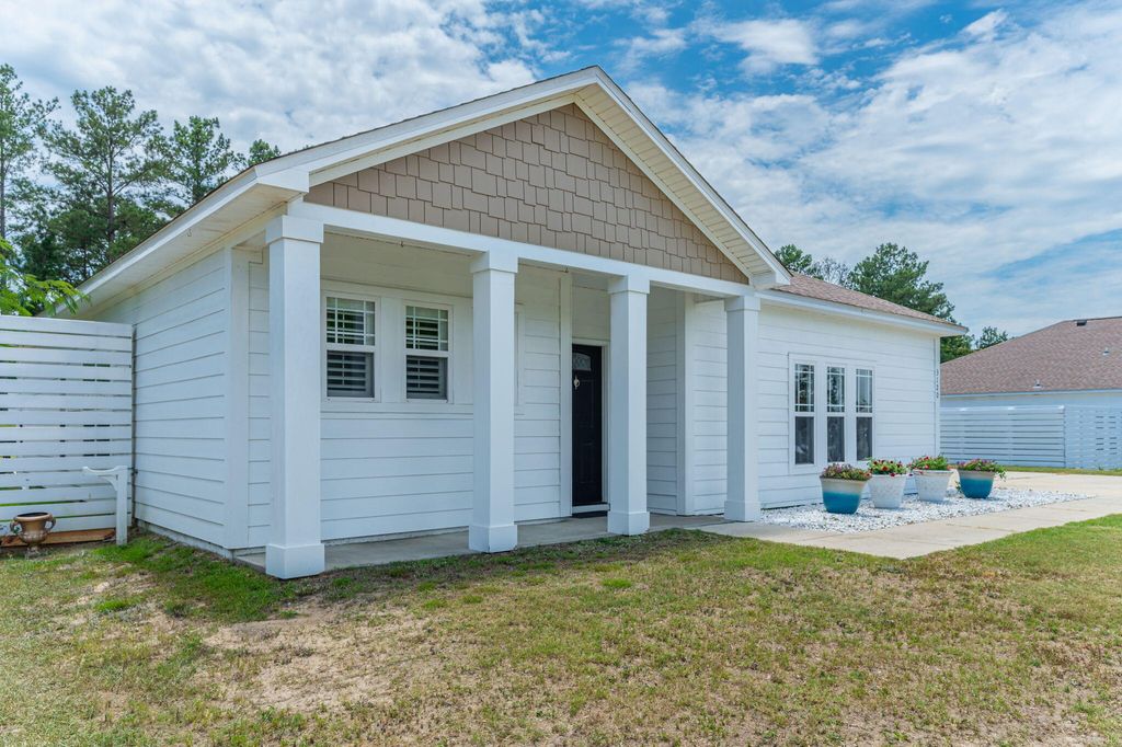 3120 Pinot Way, Crestview, FL 32536