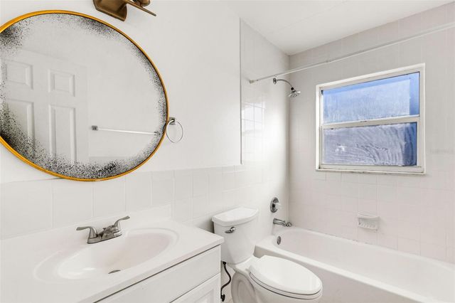 509 CAROLYNE STREET, Temple Terrace, FL 33617