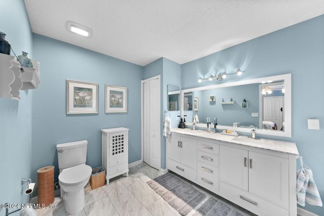 2389 GLADE SPRINGS Drive, Jacksonville, FL 32246