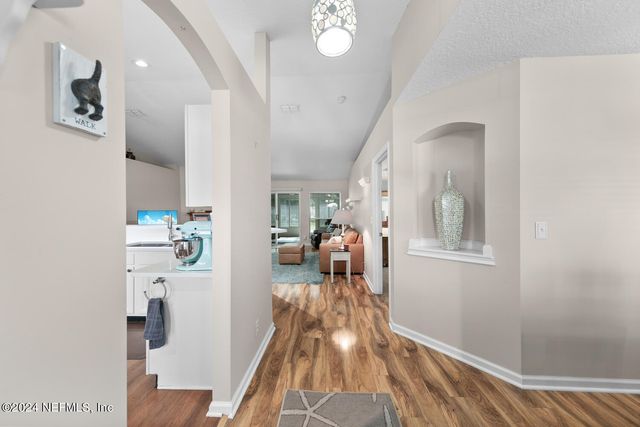 2389 GLADE SPRINGS Drive, Jacksonville, FL 32246