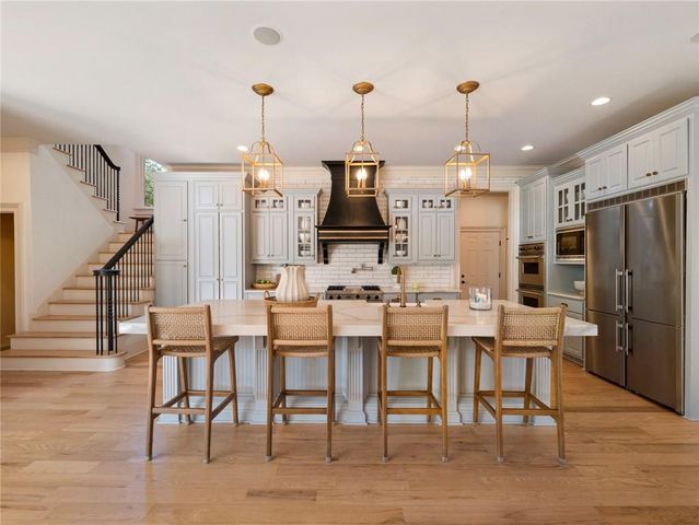 5453 Brendlynn Drive, Suwanee, GA 30024