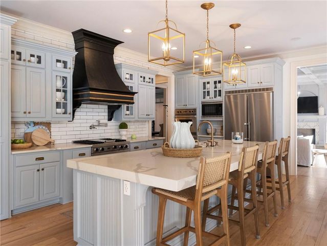 5453 Brendlynn Drive, Suwanee, GA 30024