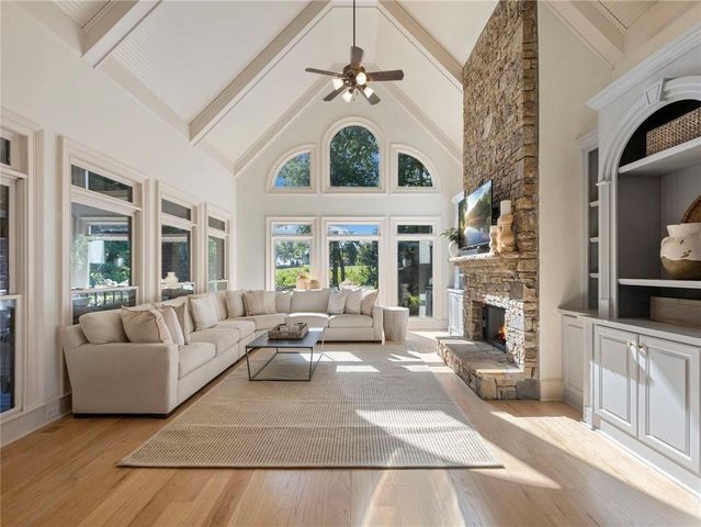 5453 Brendlynn Drive, Suwanee, GA 30024