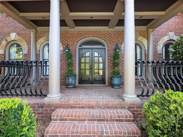 5453 Brendlynn Drive, Suwanee, GA 30024