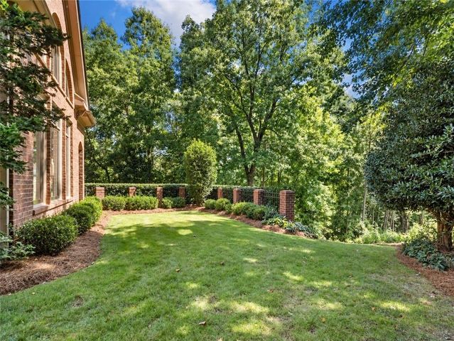 5453 Brendlynn Drive, Suwanee, GA 30024