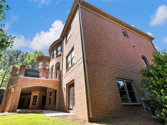 5453 Brendlynn Drive, Suwanee, GA 30024