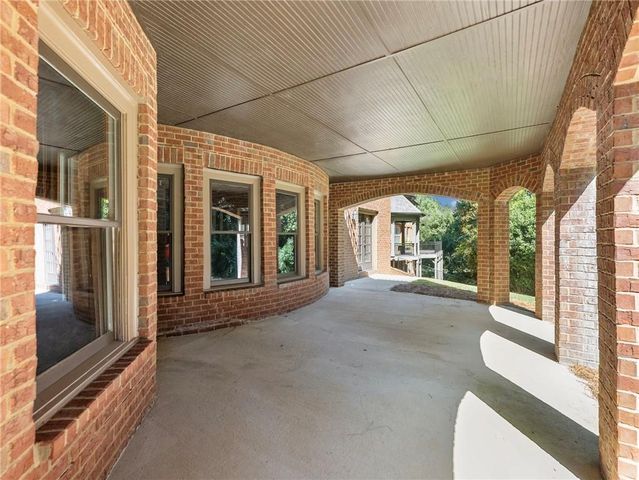 5453 Brendlynn Drive, Suwanee, GA 30024