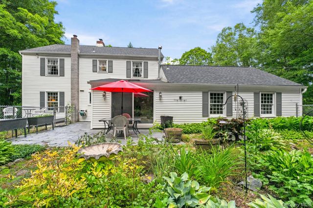 40 Harmony Road, Pawling, NY 12564