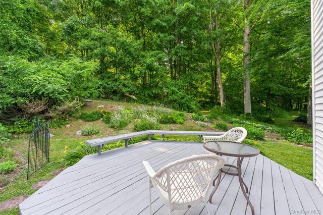40 Harmony Road, Pawling, NY 12564