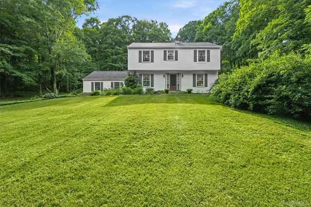 40 Harmony Road, Pawling, NY 12564