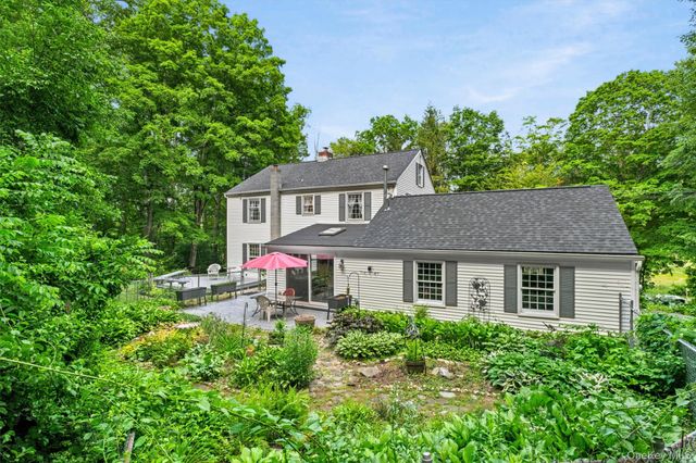 40 Harmony Road, Pawling, NY 12564