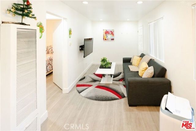 508 N Ardmore Avenue, Los Angeles, CA 90004