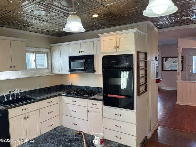 54 Clark Avenue, Ocean Grove, NJ 07756