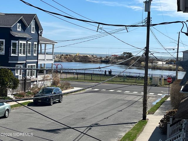 54 Clark Avenue, Ocean Grove, NJ 07756