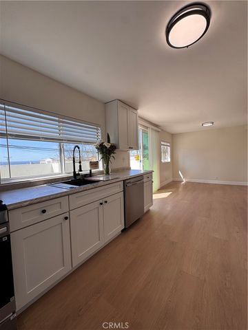 1734 Prospect Ave B, Hermosa Beach, CA 90254