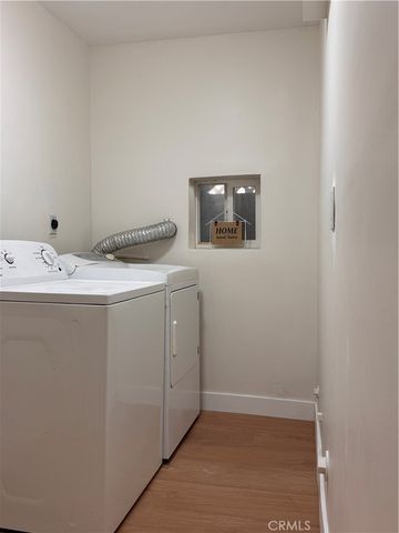 1734 Prospect Ave B, Hermosa Beach, CA 90254