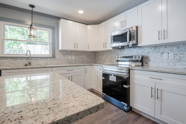 559 Union Fork Road, Soddy Daisy, TN 37379