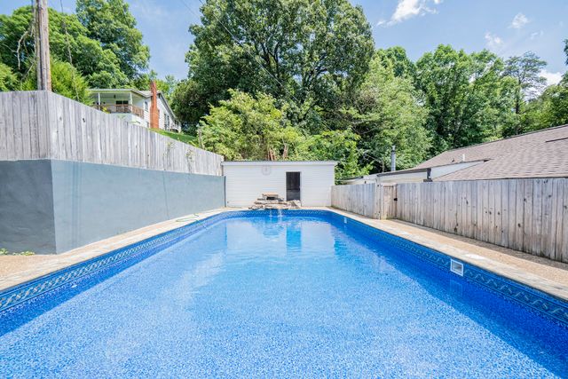 559 Union Fork Road, Soddy Daisy, TN 37379