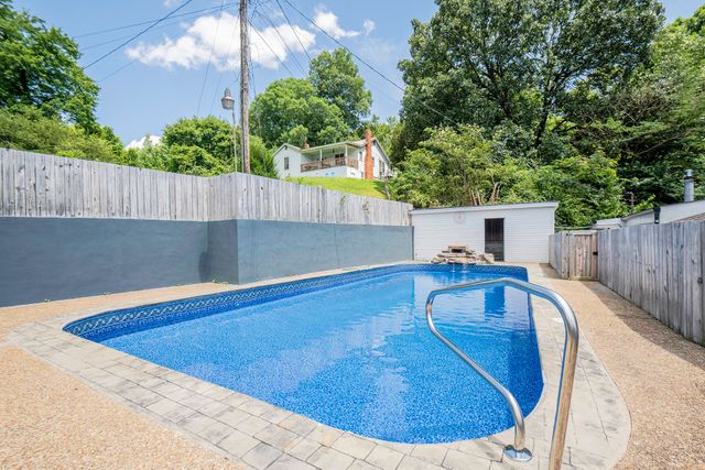 559 Union Fork Road, Soddy Daisy, TN 37379
