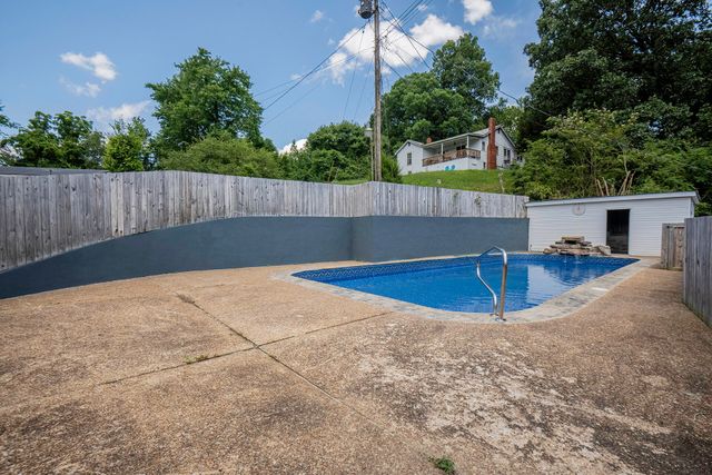 559 Union Fork Road, Soddy Daisy, TN 37379