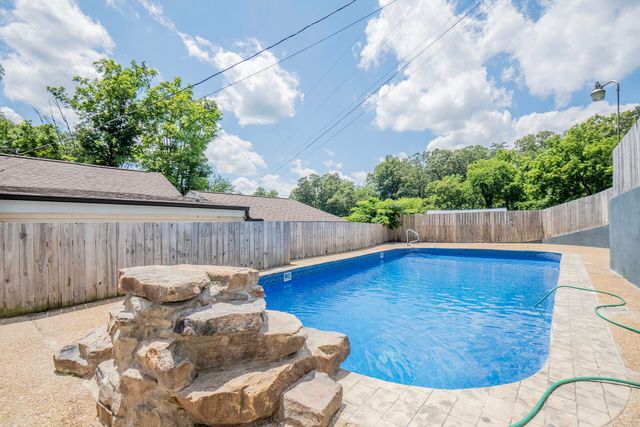559 Union Fork Road, Soddy Daisy, TN 37379
